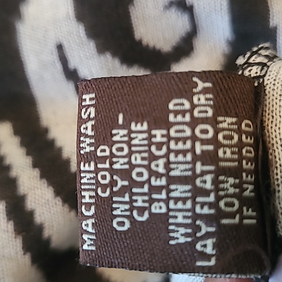 Fever top - Picture 9 of 9